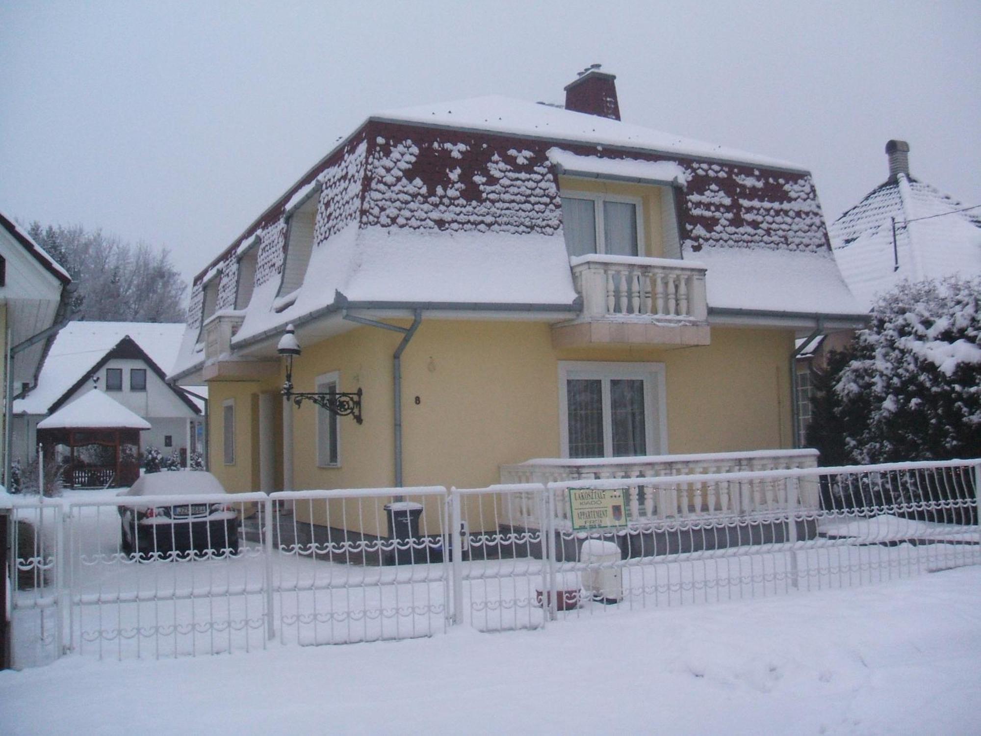 Apartmanhaz Cedrus 8 Zalakaros Exterior foto